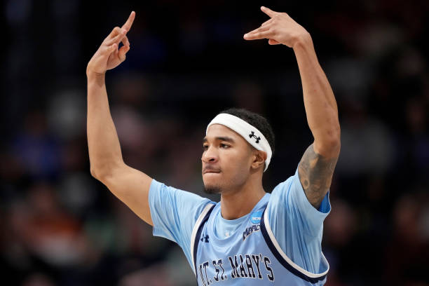 购买篮球投篮机前必看:价格、功能与使用场景分析