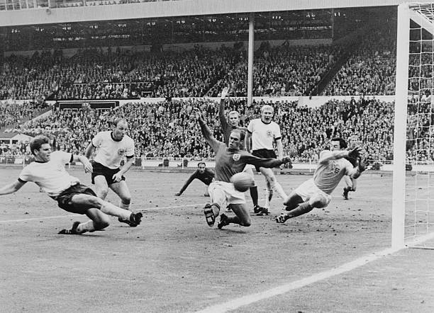 (与最近比赛结果紧密结合,提供延续性的信息)