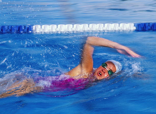 游泳池布局与设计:高清平面效果图参考指南