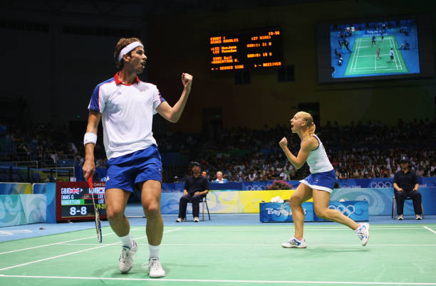 羽毛球场地划线规则：如何正确测量尺寸？