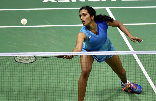 羽毛球双打场地宽度详解:1米还是7米?