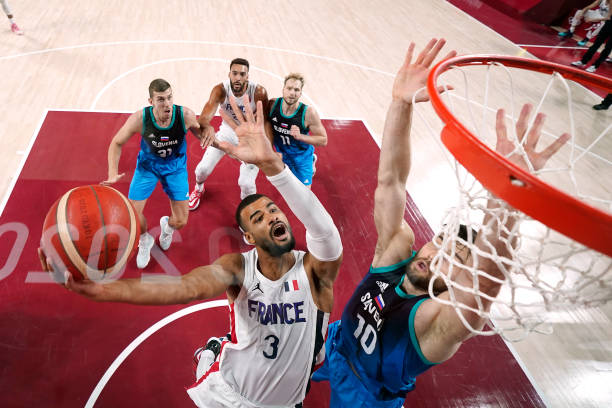 免费看篮球比赛？这些平台提供高清直播体验