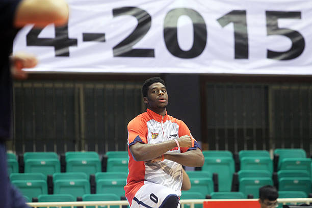 CBA赛程深度分析：关键比赛日与重要场馆巡礼