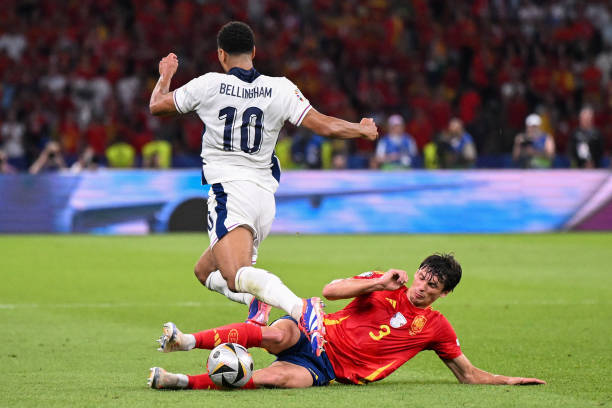 门将开大脚直接破门,进球是否有效?