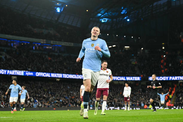 实况足球2024：C罗是否还在尤文图斯或皇马？