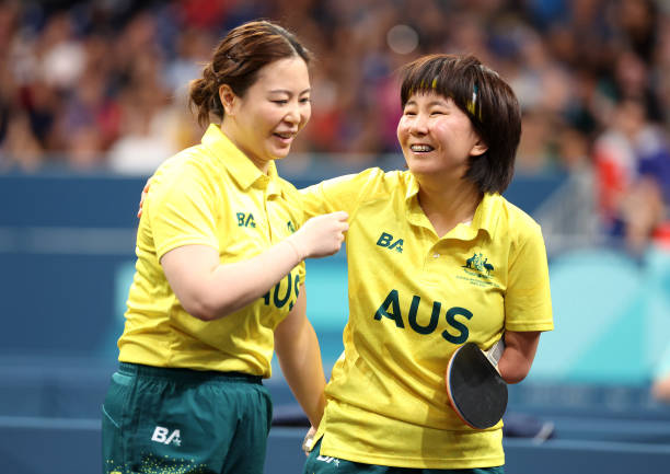 樊振东VS奥恰洛夫巅峰对决:谁笑到最后?