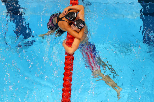 告别游泳酸痛:手臂放松与恢复的完整方案