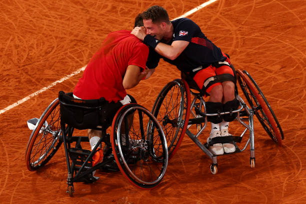 网球经典战役回顾：CCTV5精选赛事回放